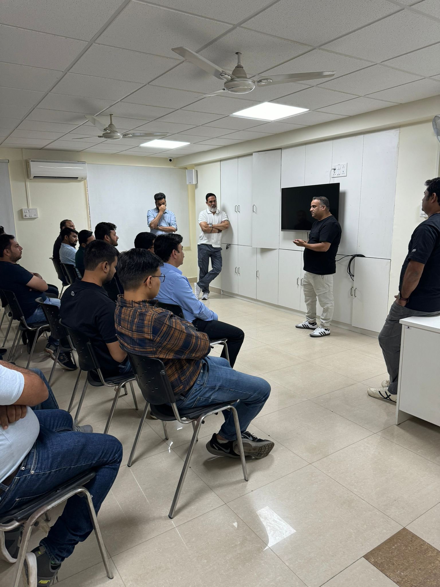 Web Area Windsor photo by Tom Bird 21